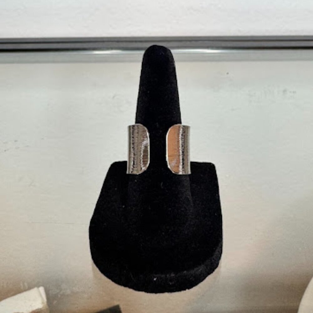 NWT Ettika Silver Open Ended Ring Size 7 - Picture 2 of 4